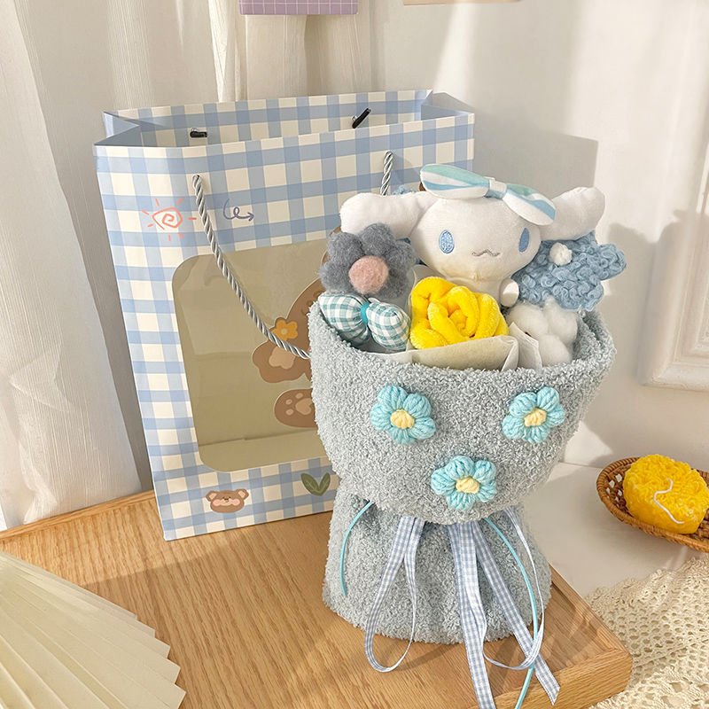Kawaiimi - gifts for special occasions - Darling Sanrio Plush Flower Bouquet - 4