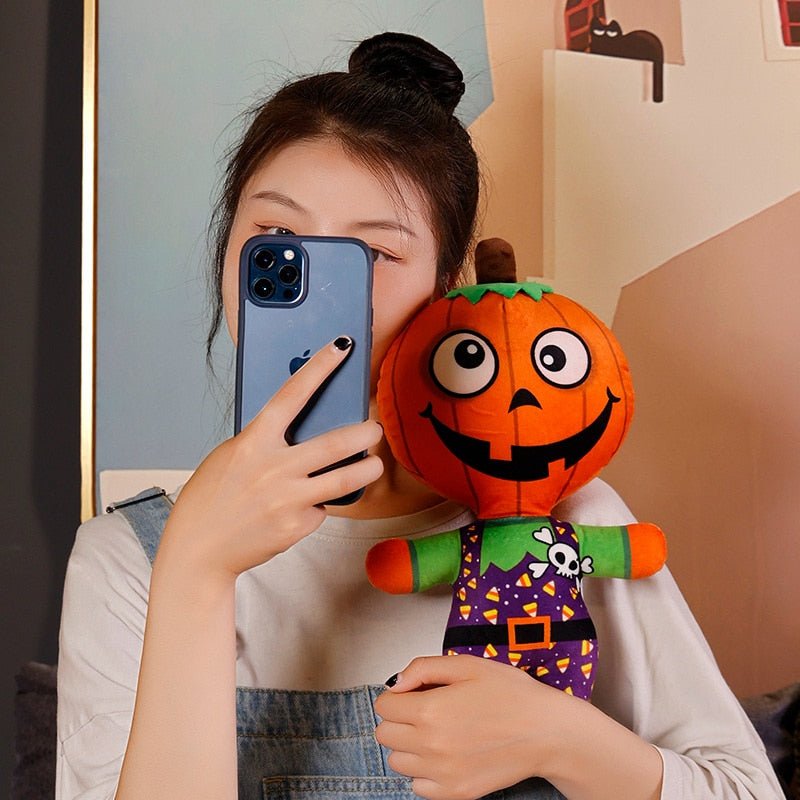 Kawaiimi - spooky & cute gift ideas - Halloween Monster Crew Plushies - 8