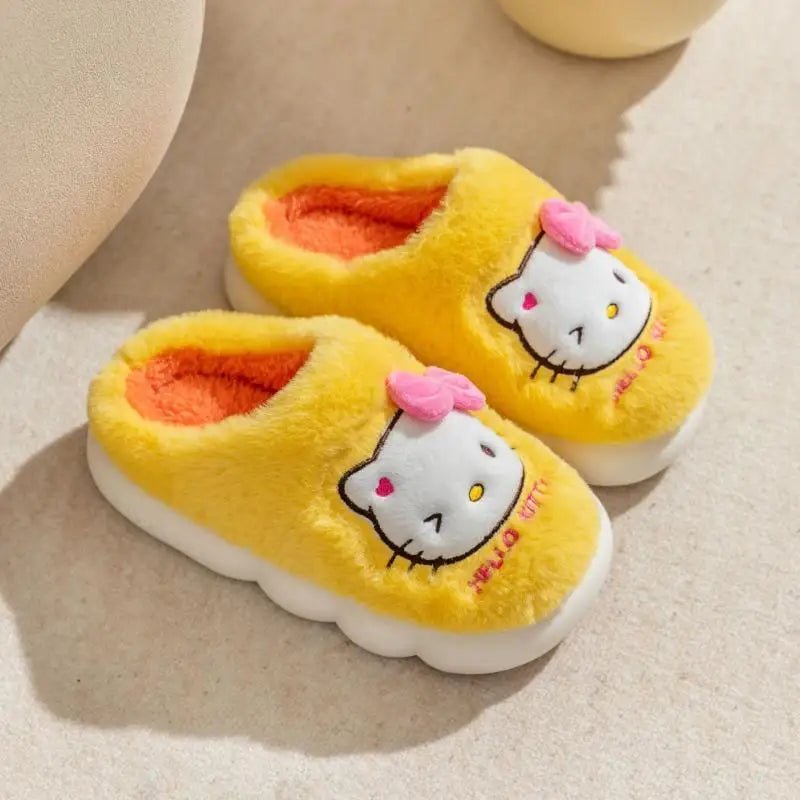 Kawaiimi - warm & fluffy home footwear - Hello Kitty Delight Indoor Slippers - 6