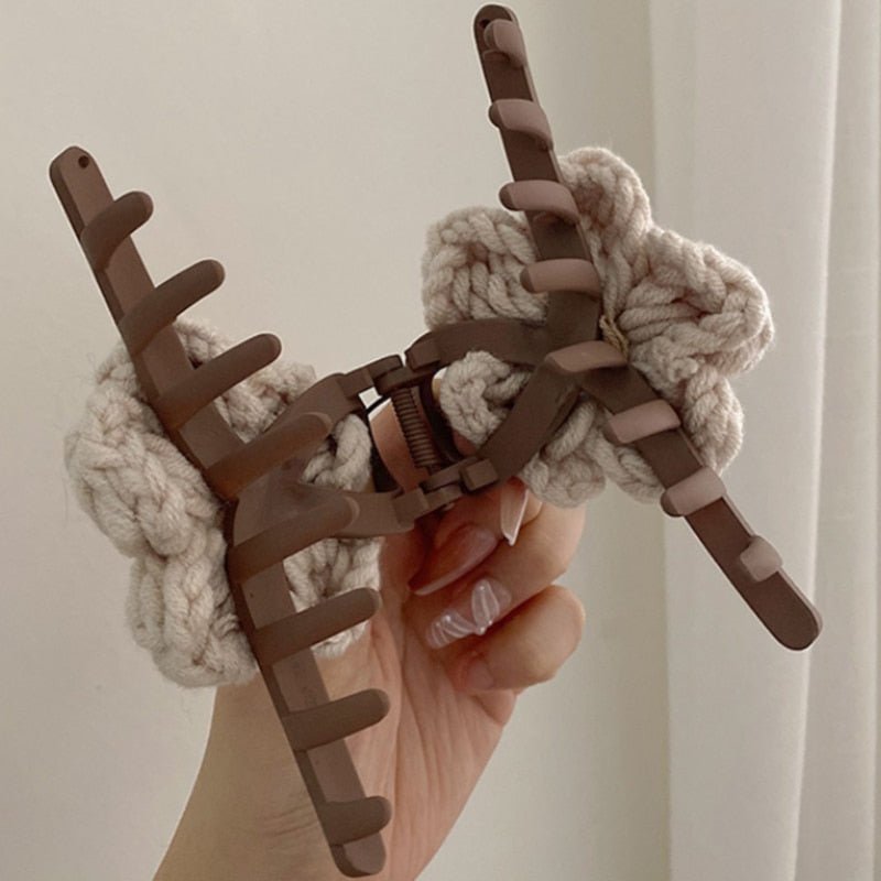 Kawaiimi - apparel & accessories - Jumbo Crochet Flower Hair Clip - 16