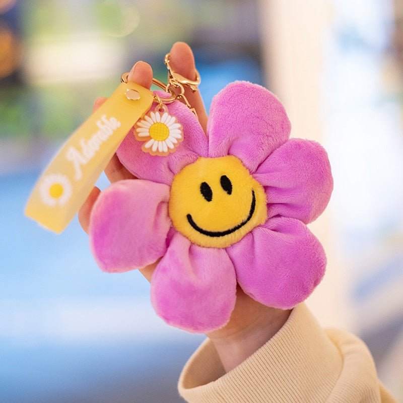 Kawaiimi - accessories - Jumbo Daisy Plush Flower Bag Charm - 17