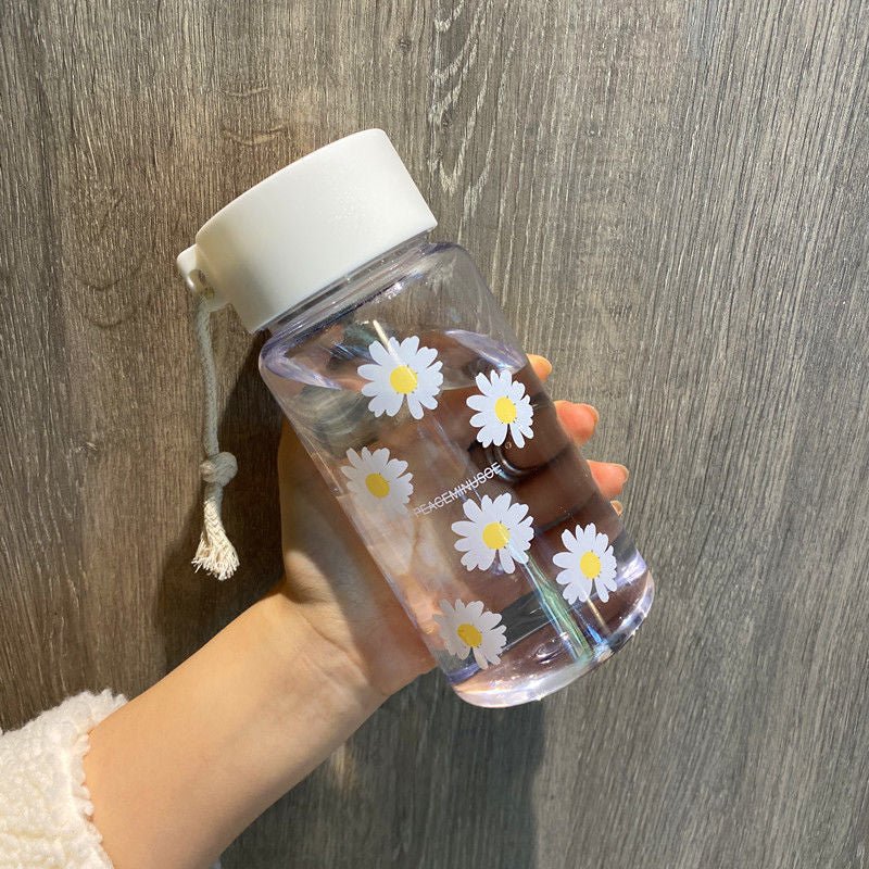 Kawaiimi - accessories - Little Daisy Frosted Water Bottle - 3