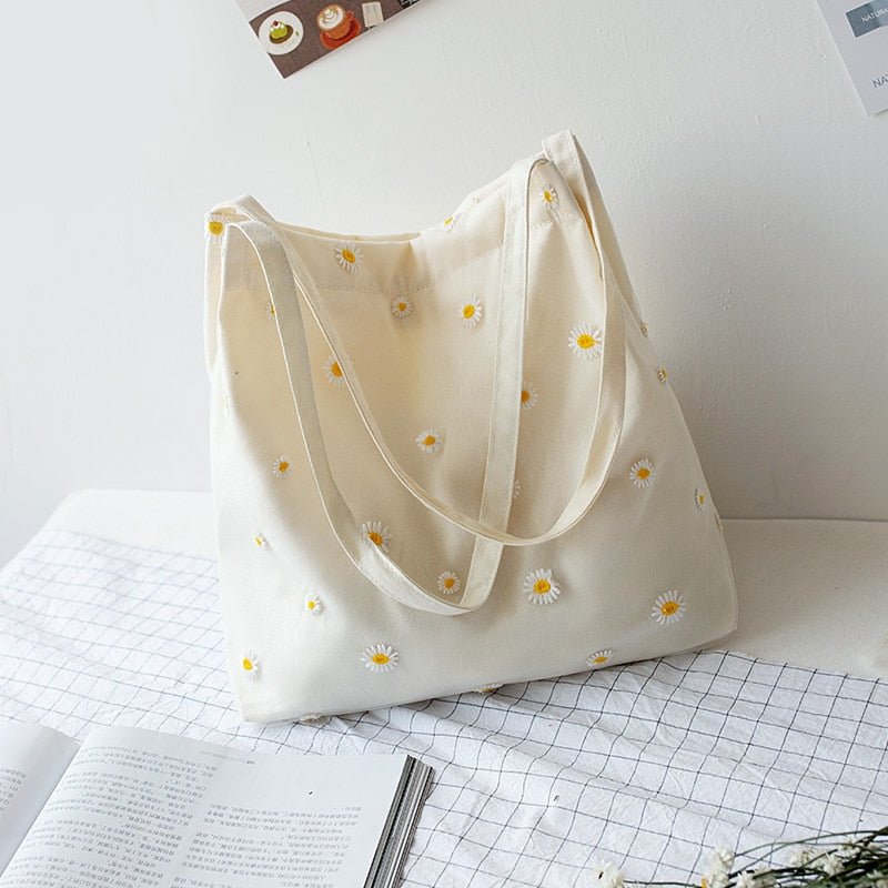 Kawaiimi - apparel and accessories - Little Daisy Tote Bag - 4