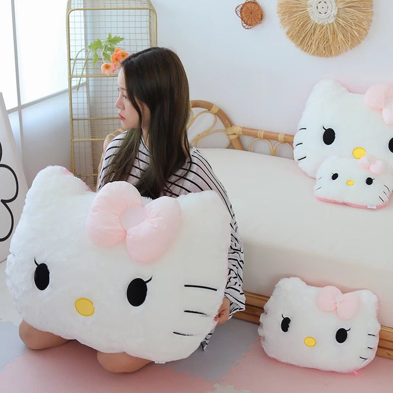 Kawaiimi - cute plushies for women & adults - Sanrio Hello Kitty Cushion & Blanket - 2