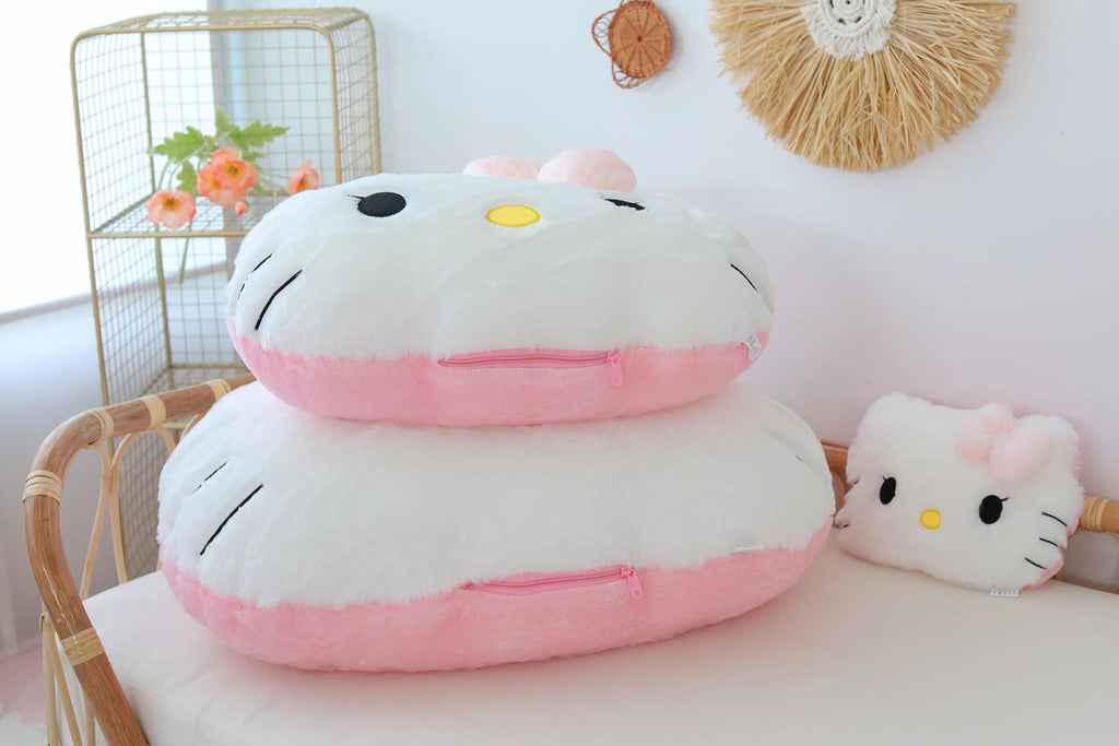 Kawaiimi - cute plushies for women & adults - Sanrio Hello Kitty Cushion & Blanket - 4